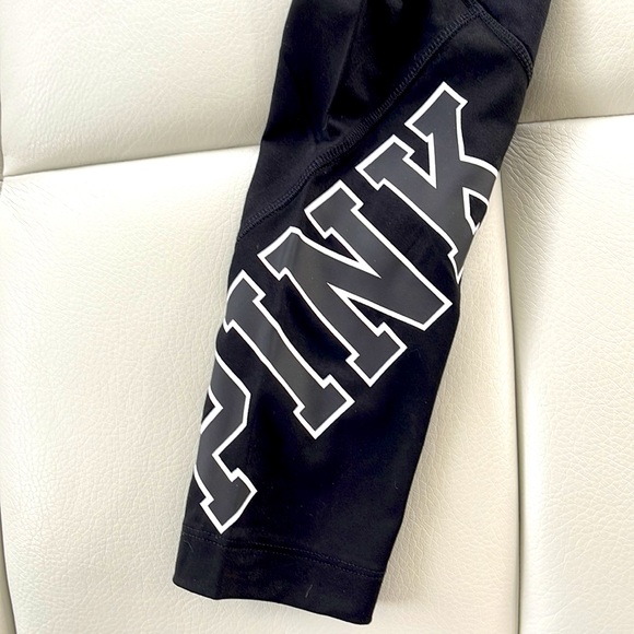 Victoria’s Secret Pink Ultimate black & white leggings.  Size Small. - Picture 4 of 7